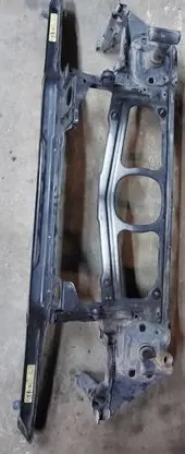 BMW 3 E46 Radiator support slam panel bracket 