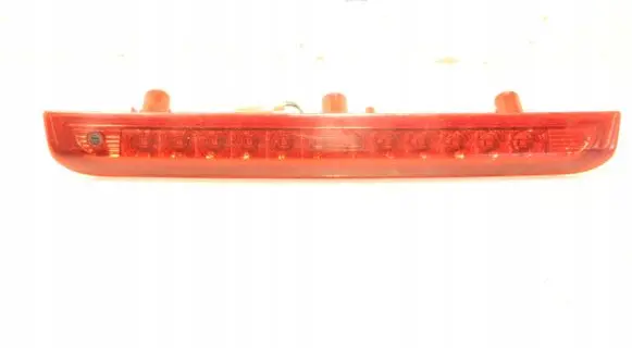 KIA Ceed Third/center stoplight