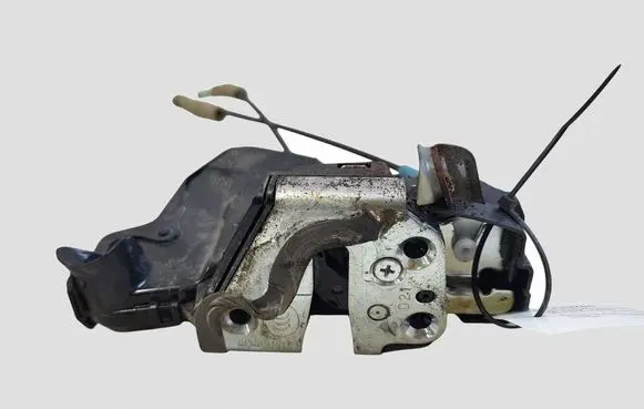 Toyota Prius+ (ZVW40) Front door lock