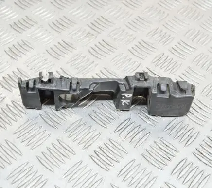 Hyundai Kona I Front bumper mounting bracket 86513J9000