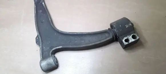 Opel Vectra C Front lower control arm/wishbone 24413016