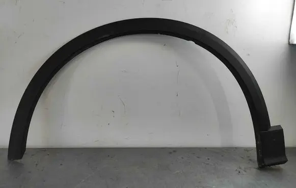 Audi Q2 - Front arch trim 81a8537174w3