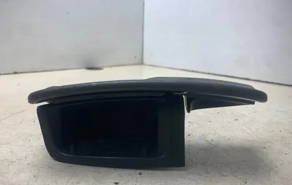 Car ashtray