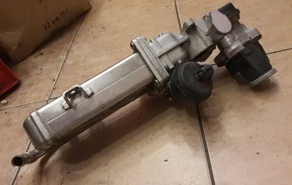 Volkswagen Golf I EGR valve cooler ENGITECH500100 TNH32
