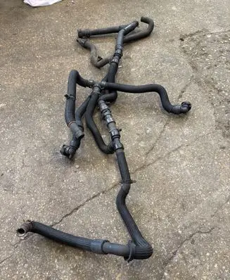 Renault Master III Engine coolant pipe/hose 924002715r