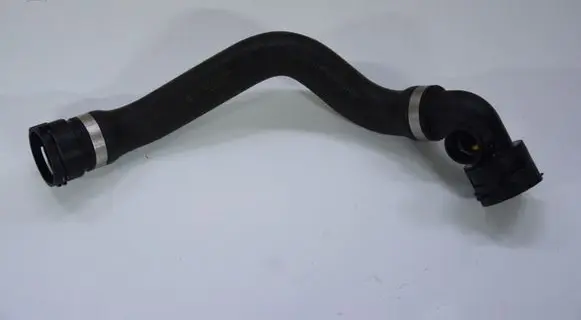 Volkswagen Touareg I Engine coolant pipe/hose 3B0122291K