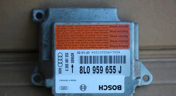 Audi A3 S3 8L Airbag control unit/module 8L0959655J