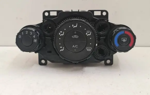 Ford Fiesta Climate control unit 8A6118549 8A6919980