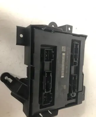 Audi A5 8T 8F Comfort/convenience module 8K0907064DC