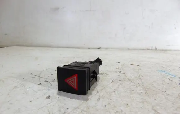 Volkswagen Polo Hazard light switch 6Q0953235A