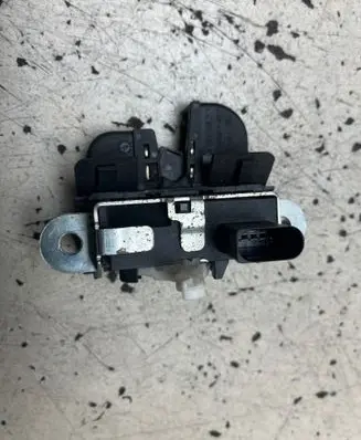 Seat Ibiza IV (6J,6P) Tailgate/trunk/boot lock/catch/latch 6J4827505A