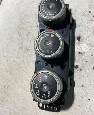 Mitsubishi Outlander Climate control unit 7820A082XB 8F30A 3862043