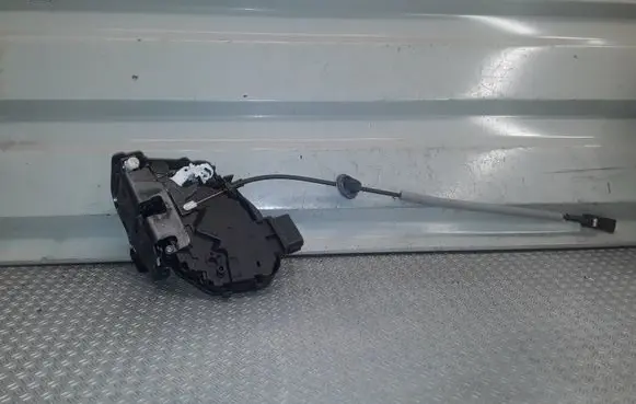 Volvo S80 Rear door lock 31253279