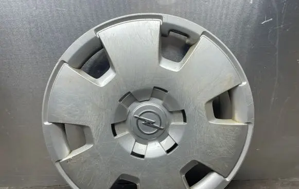 Opel Astra J R16 wheel hub/cap/trim 13209732