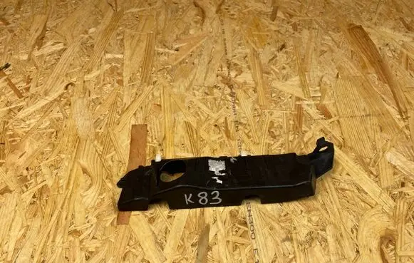 Hyundai i30 Front bumper mounting bracket 86516G4000