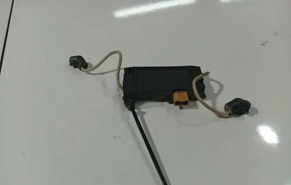Audi A6 S6 C5 4B Antenna control unit 4B0951177A