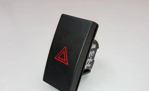 Ford Focus C-MAX Hazard light switch