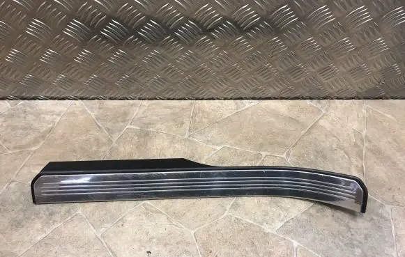 Mercedes-Benz S W221 Side skirt rear trim A2216801735