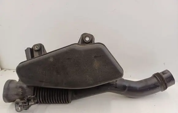 Toyota Prius (XW30) Intake resonator 1789337040