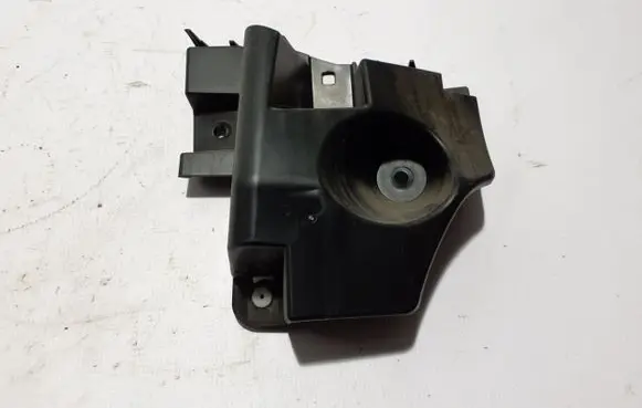 Citroen C4 III e-C4 Rear bumper mounting bracket 9831818880
