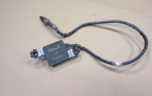 Volkswagen Crafter Lambda probe sensor 04L907805FB A3C0507950001 SNS436E