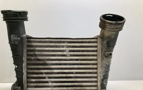 Volkswagen PASSAT B5.5 Intercooler radiator