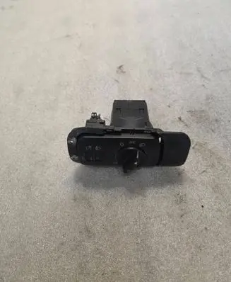 Seat Leon (1M) Light switch 1M1941531K 04052137