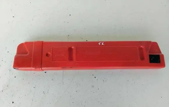 Nissan Qashqai Emergency warning sign 27R030512