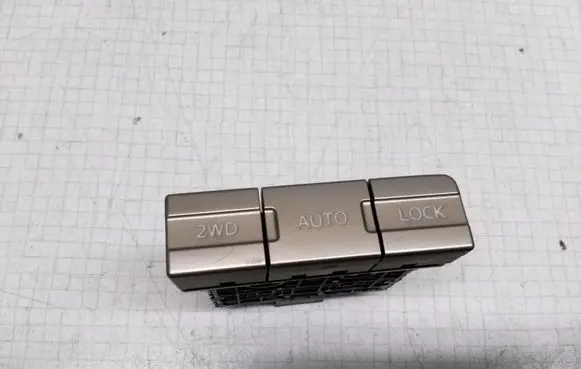 Nissan X-Trail T30 Multifunctional control switch/knob 
