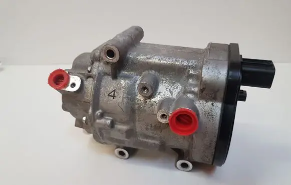 Toyota C-HR I Air conditioning (A/C) compressor (pump) 0424000370