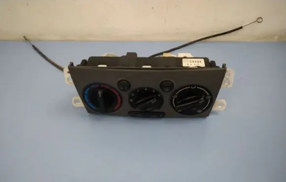 Mazda Premacy Climate control unit CB08A