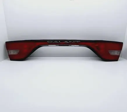 Mitsubishi Galant Trunk door license plate light bar 