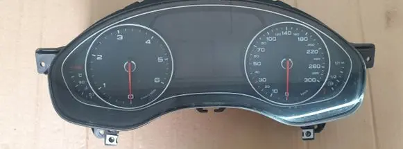 Audi A6 C7 Speedometer (instrument cluster) 4G8920933B