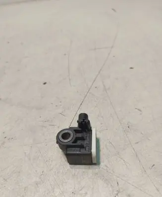 Skoda Fabia Mk2 (5J) Airbag deployment crash/impact sensor 100525204 2H0959351