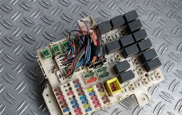 Mitsubishi Colt Fuse box set 1791H0A1