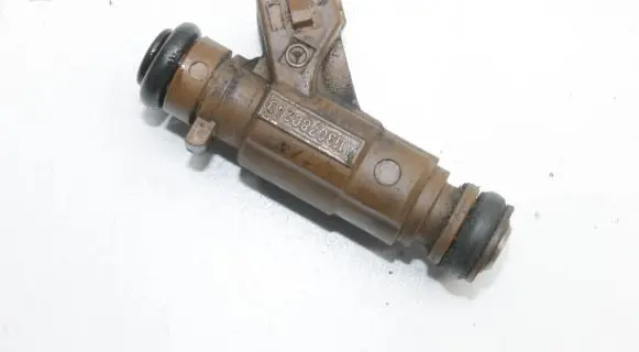 Mercedes-Benz SL R230 Fuel injector A1130780249