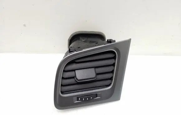 Volkswagen Golf VII Dashboard side air vent grill/cover trim 5G1819703C 5G1819703B 5G1819247A