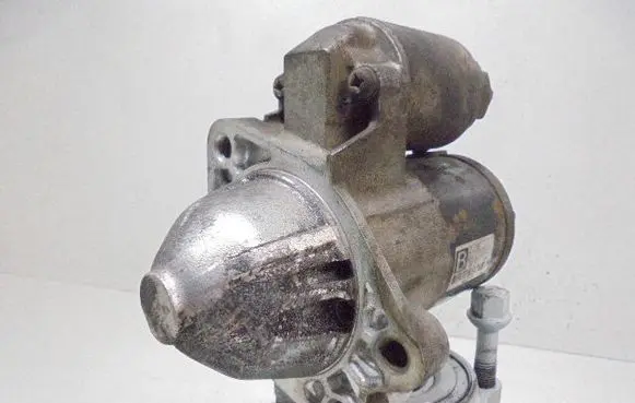 Mazda 2 Starter motor M000T32771
