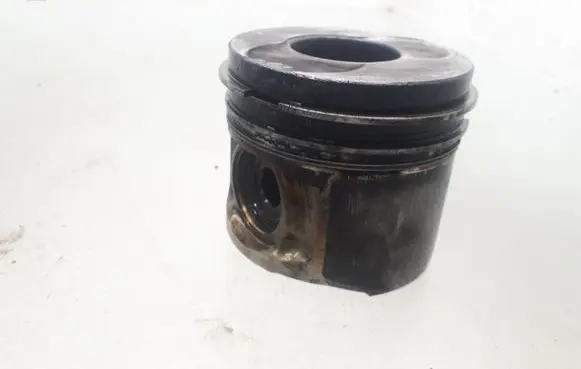 Opel Vectra C Piston 061109