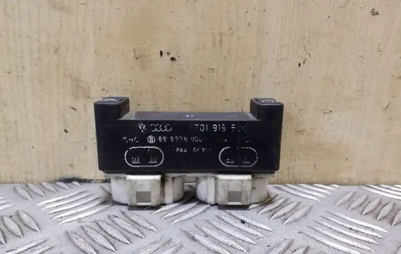 Coolant fan relay