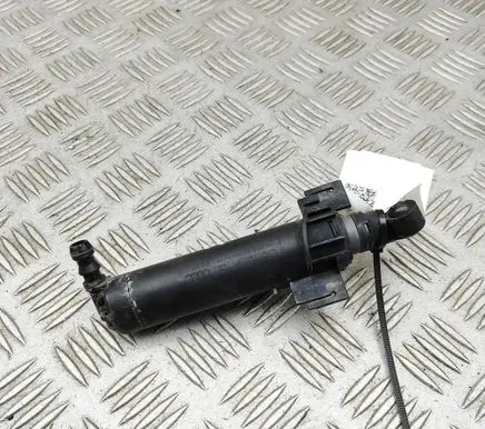 Audi RS5 Headlight washer spray nozzle 8T0955102B