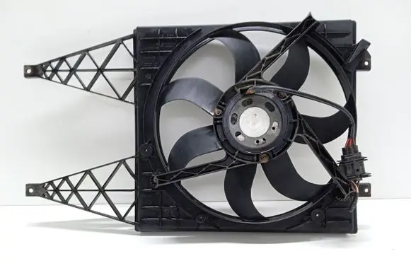 Skoda Roomster (5J) Radiator cooling fan shroud 6Q0121207N 55D300170