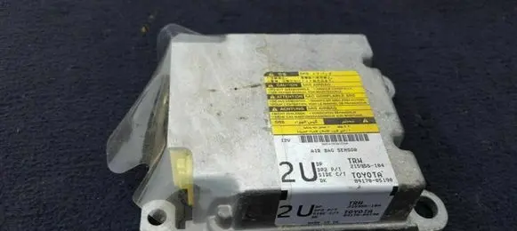 Toyota Avensis T250 Airbag control unit/module 8917005190