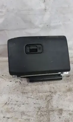 Jaguar S-Type Glove box XR8354045F48BD