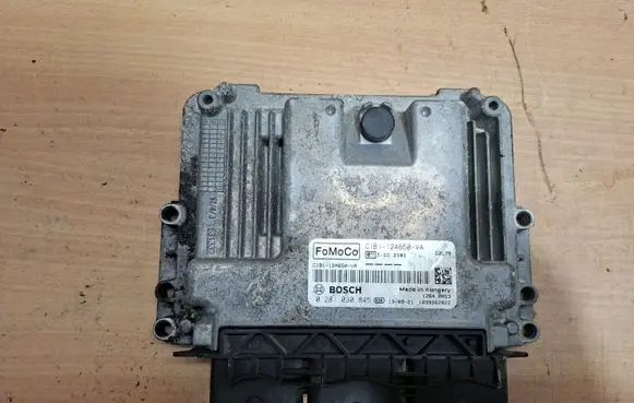 Ford Fiesta Engine control unit/module C1B112A650VA