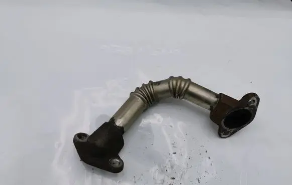 Chevrolet Captiva EGR valve line/pipe/hose NOCODE