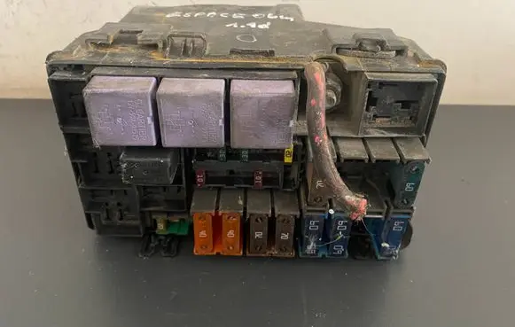 Renault Espace IV Fuse box set 8200242763