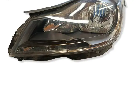 Mercedes-Benz C W204 Headlight/headlamp A2048209559 030127020300 LE09A6219
