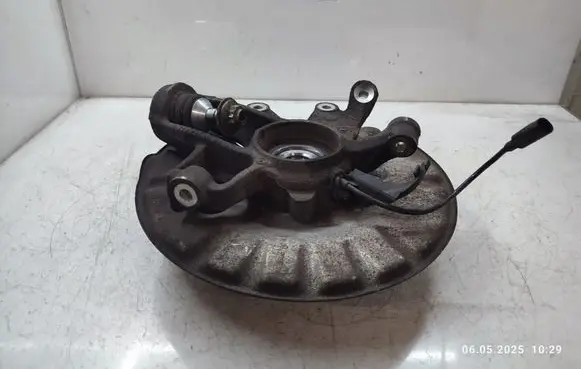 Mercedes-Benz ML W166 Rear wheel hub