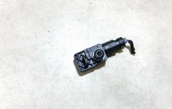 Opel Insignia A Airbag deployment crash/impact sensor 343149712 13502341